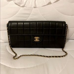 🔥🔥🔥Authentic Chanel Flap with strap Beautiful